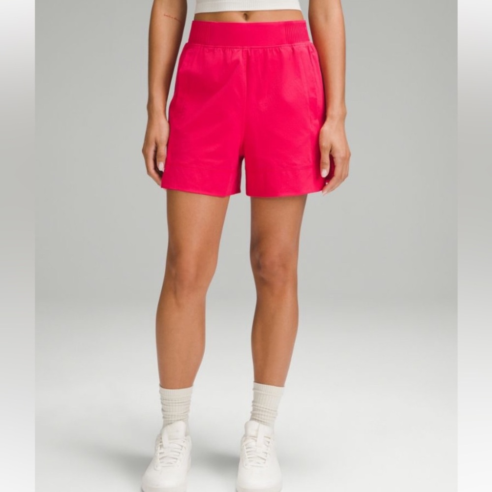 NWT lululemon stretch woven relaxed fit high rise shorts 4” S M Cherry Mist pink